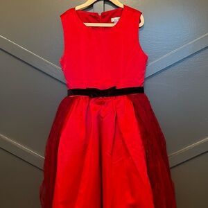 Elegant Red Sleeveless Dress with Black Belt